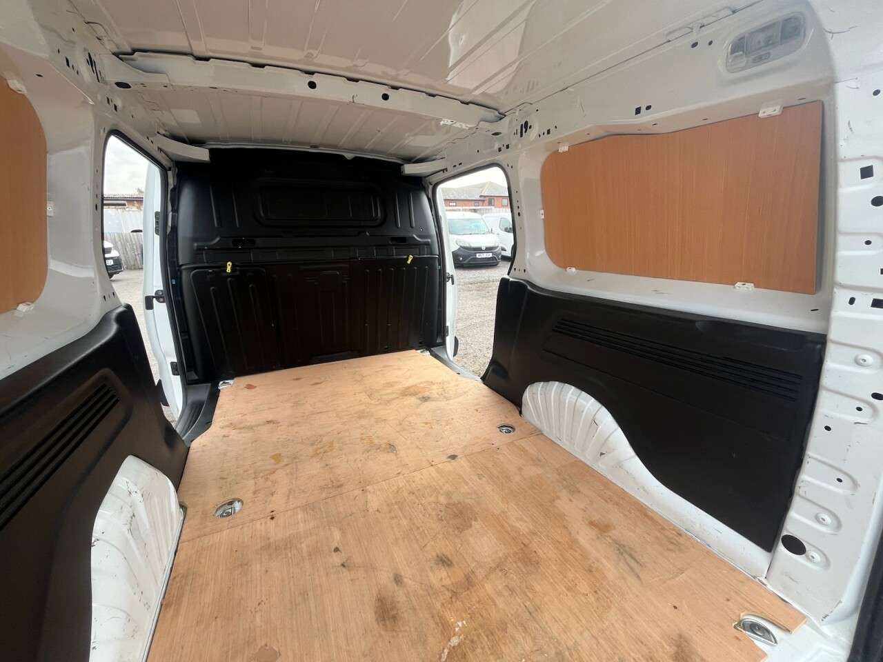 2021 PEUGEOT PARTNER 2021 PEUGEOT PARTNER