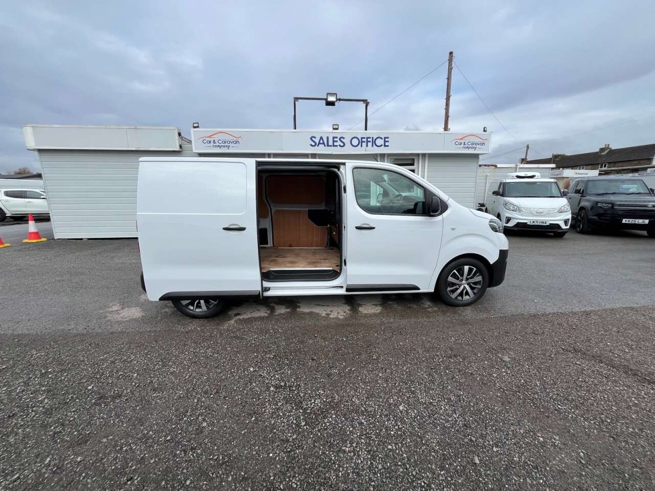 2022 TOYOTA PROACE 2022 TOYOTA PROACE