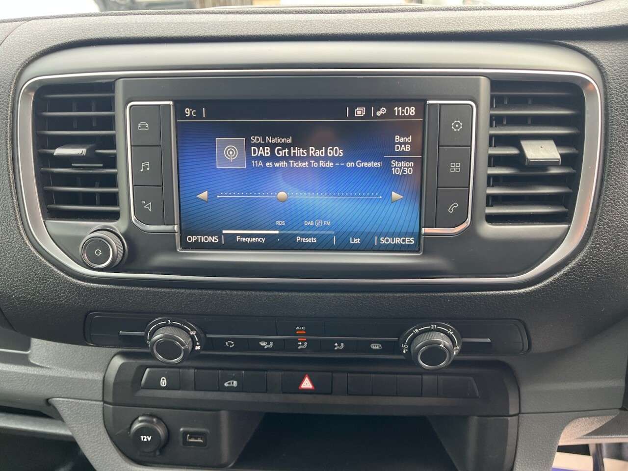 2022 TOYOTA PROACE 2022 TOYOTA PROACE