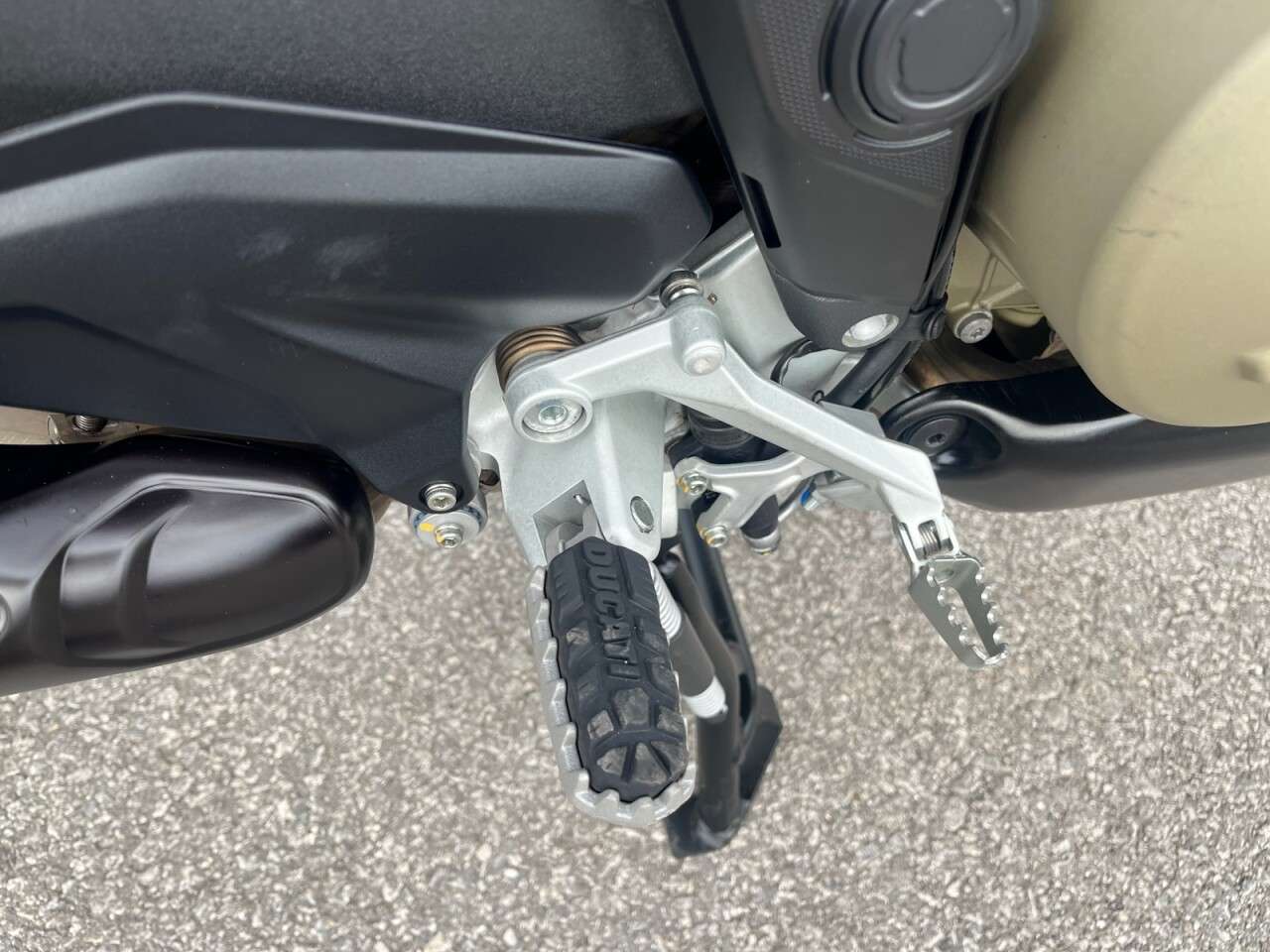 2022 DUCATI MULTISTRADA V4 2022 DUCATI MULTISTRADA V4