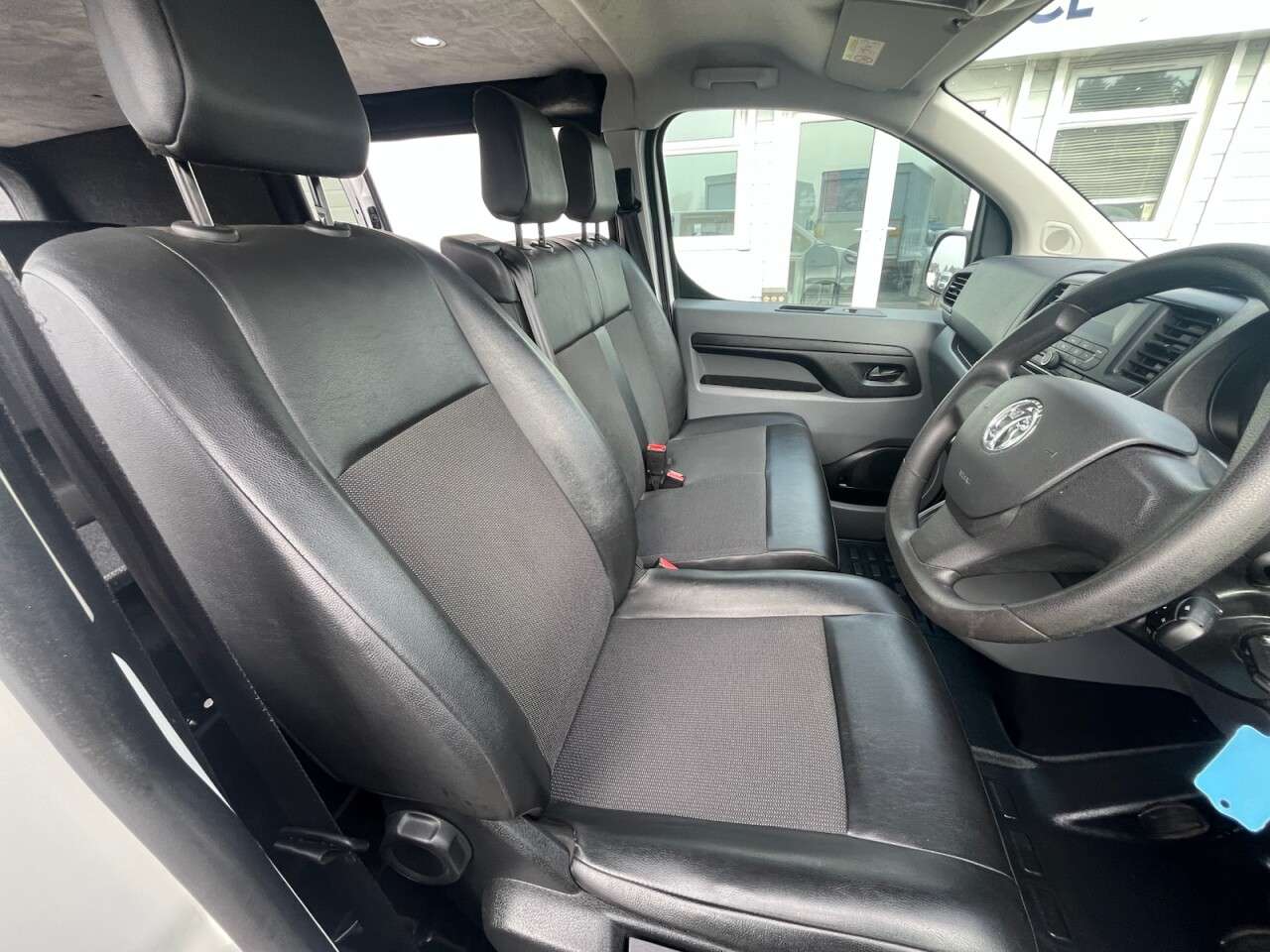 2022 VAUXHALL VIVARO 2022 VAUXHALL VIVARO