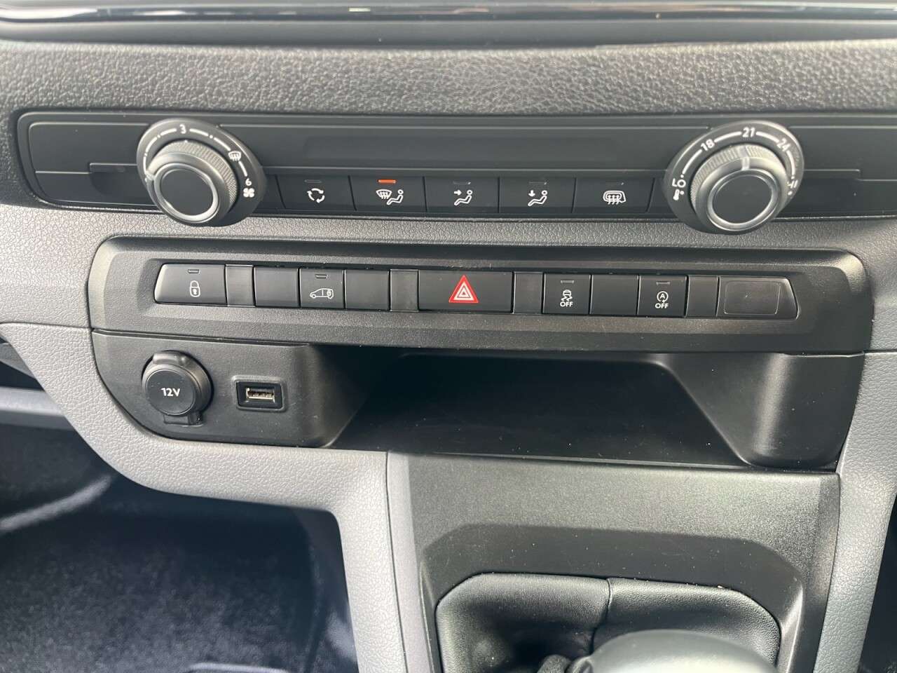 2022 VAUXHALL VIVARO 2022 VAUXHALL VIVARO