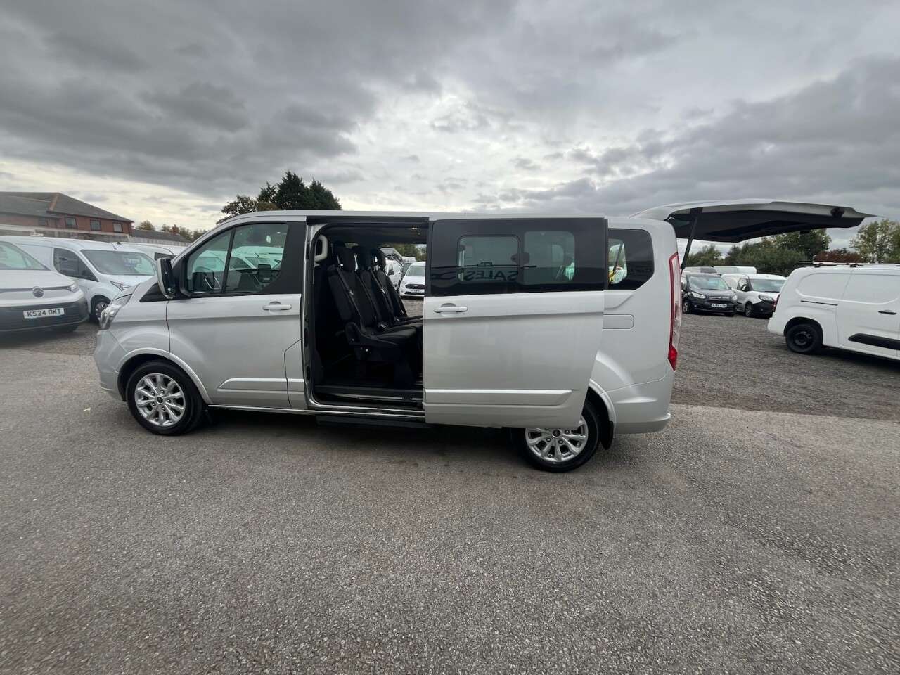 2021 FORD TOURNEO CUSTOM 2021 FORD TOURNEO CUSTOM