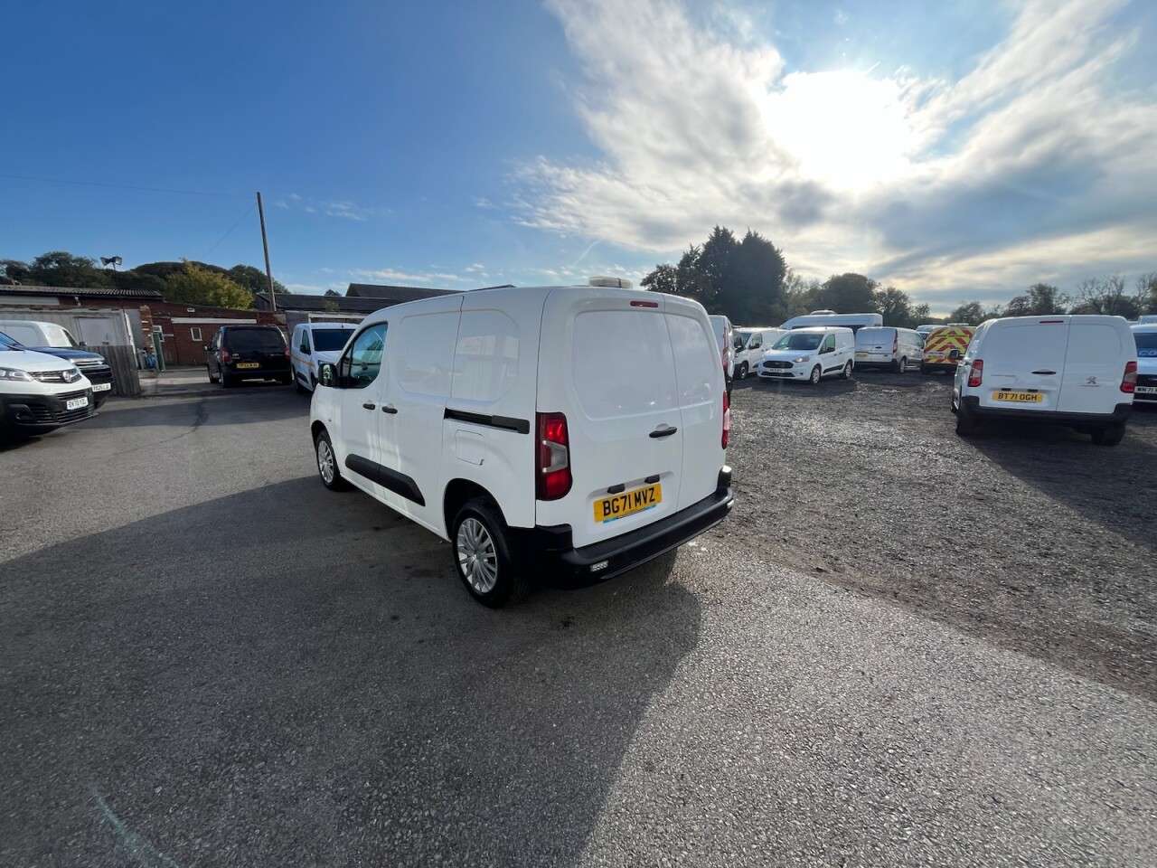 2021 PEUGEOT PARTNER 2021 PEUGEOT PARTNER