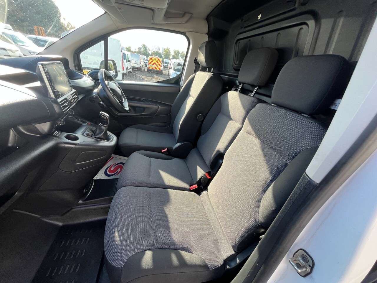 2021 PEUGEOT PARTNER 2021 PEUGEOT PARTNER