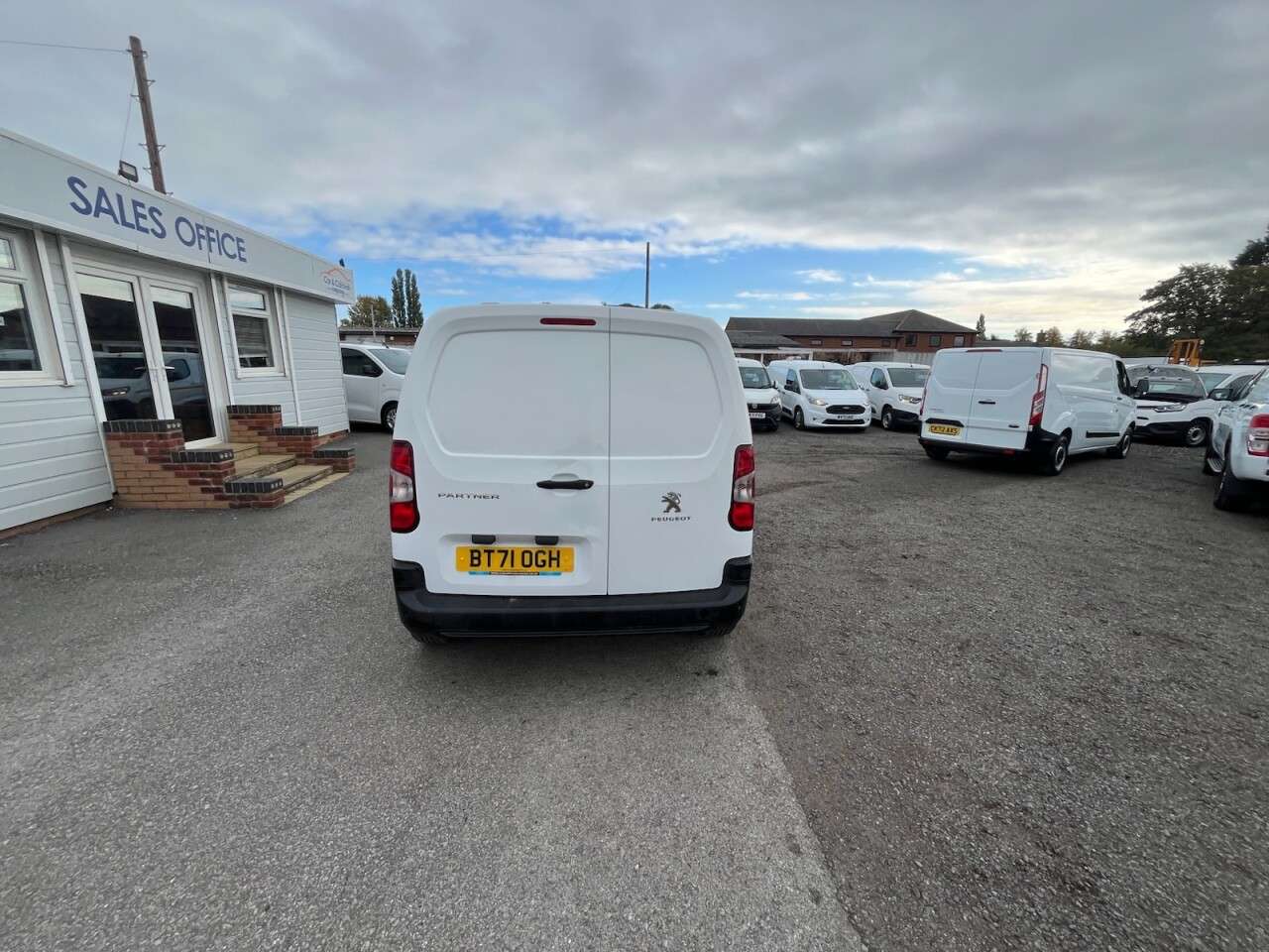 2021 PEUGEOT PARTNER 2021 PEUGEOT PARTNER