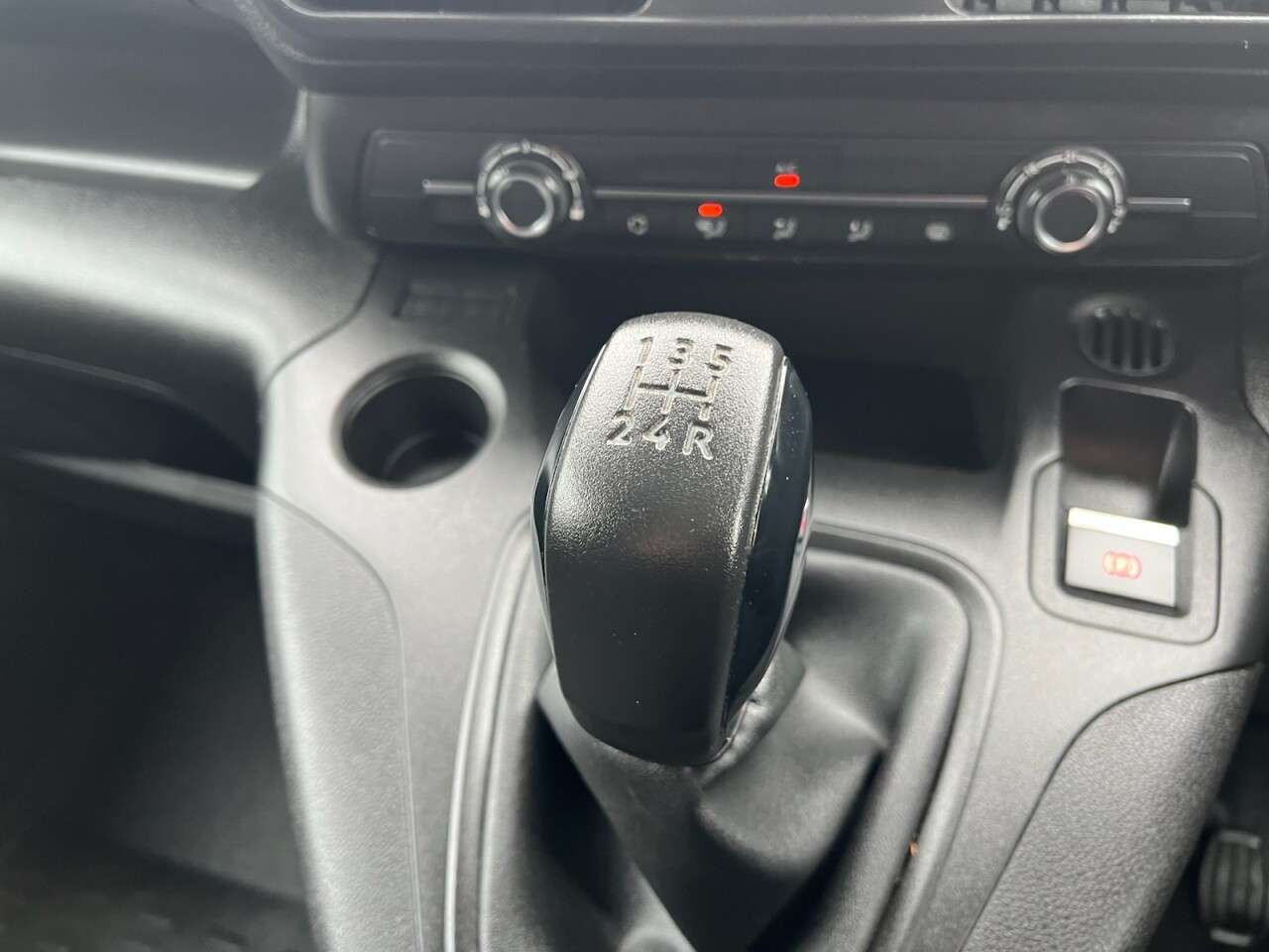 2021 PEUGEOT PARTNER 2021 PEUGEOT PARTNER