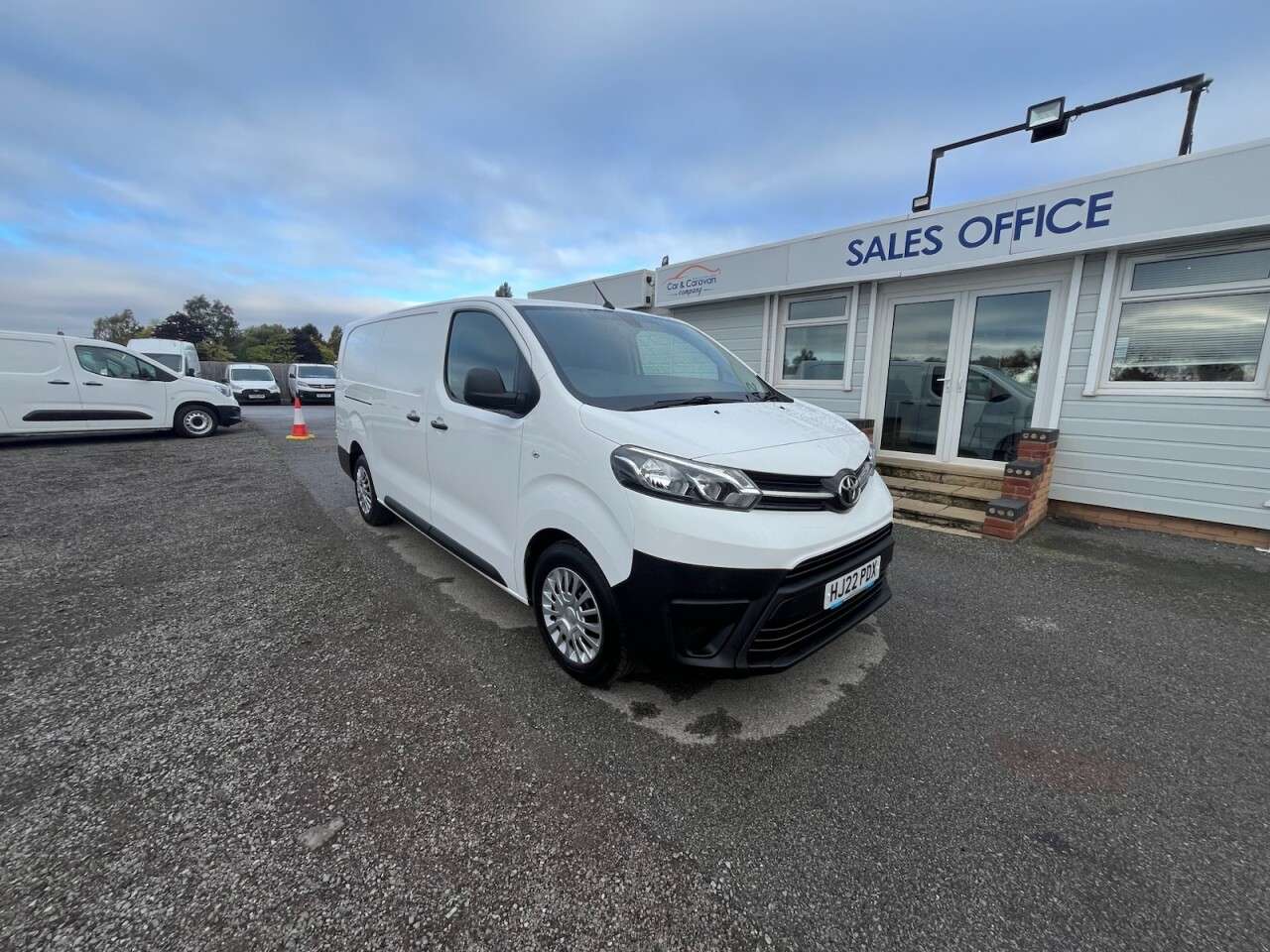 2022 TOYOTA PROACE 2022 TOYOTA PROACE