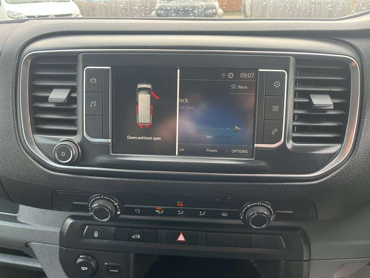 2022 TOYOTA PROACE 2022 TOYOTA PROACE