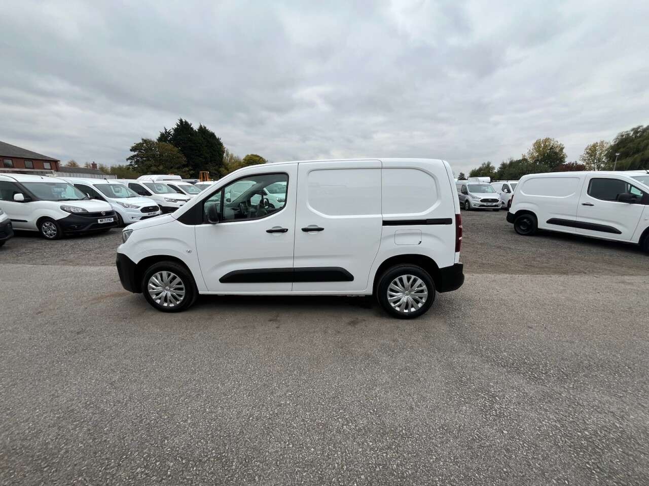 2021 PEUGEOT PARTNER 2021 PEUGEOT PARTNER