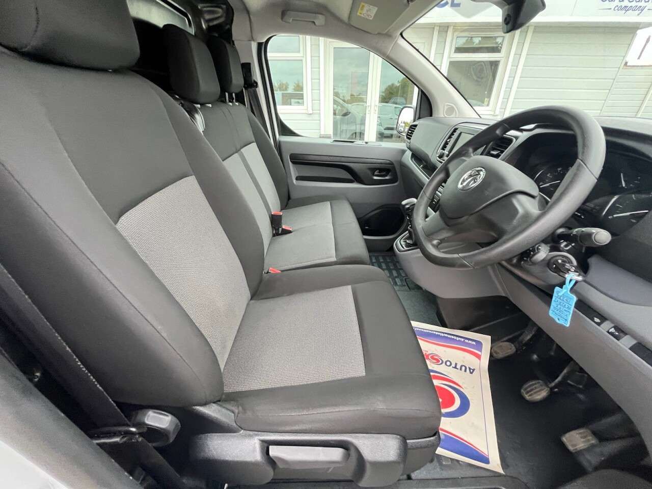 2022 VAUXHALL VIVARO 2022 VAUXHALL VIVARO