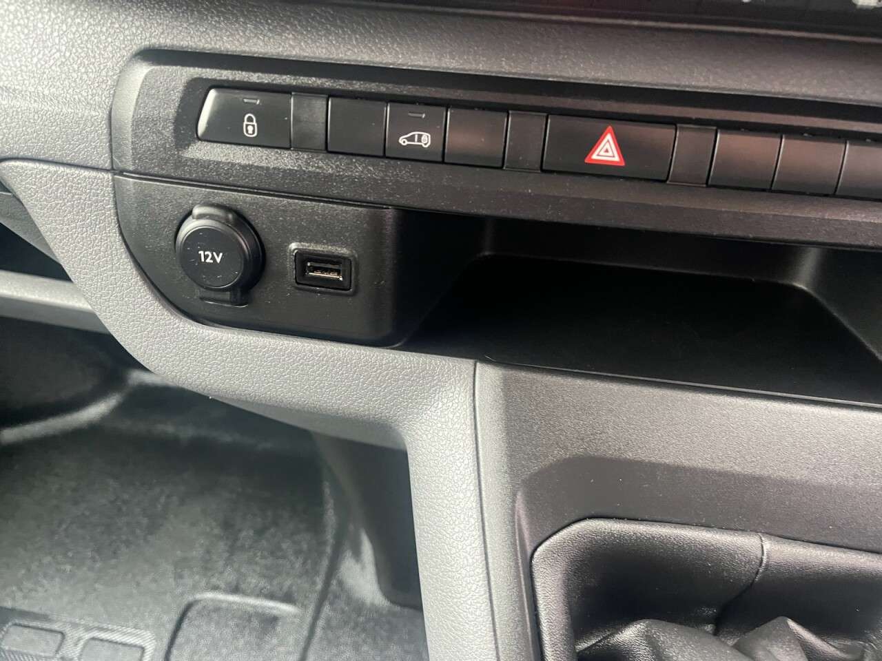 2022 VAUXHALL VIVARO 2022 VAUXHALL VIVARO