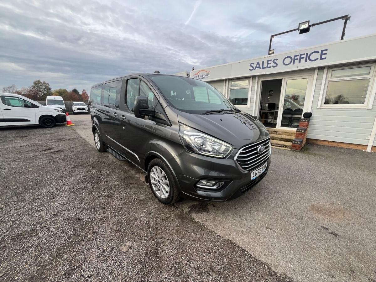 Check out this Ford Tourneo Custom 2022 Hybrid Diesel Manual