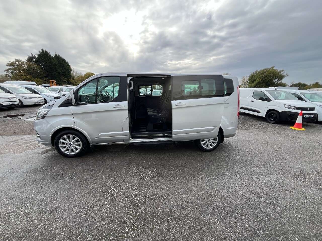 2022 FORD TOURNEO CUSTOM 2022 FORD TOURNEO CUSTOM