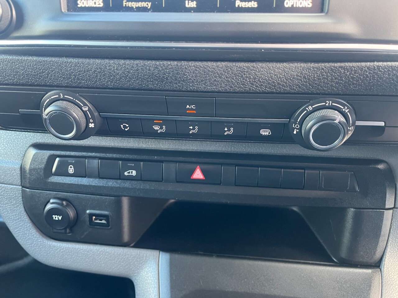 2021 VAUXHALL VIVARO 2021 VAUXHALL VIVARO