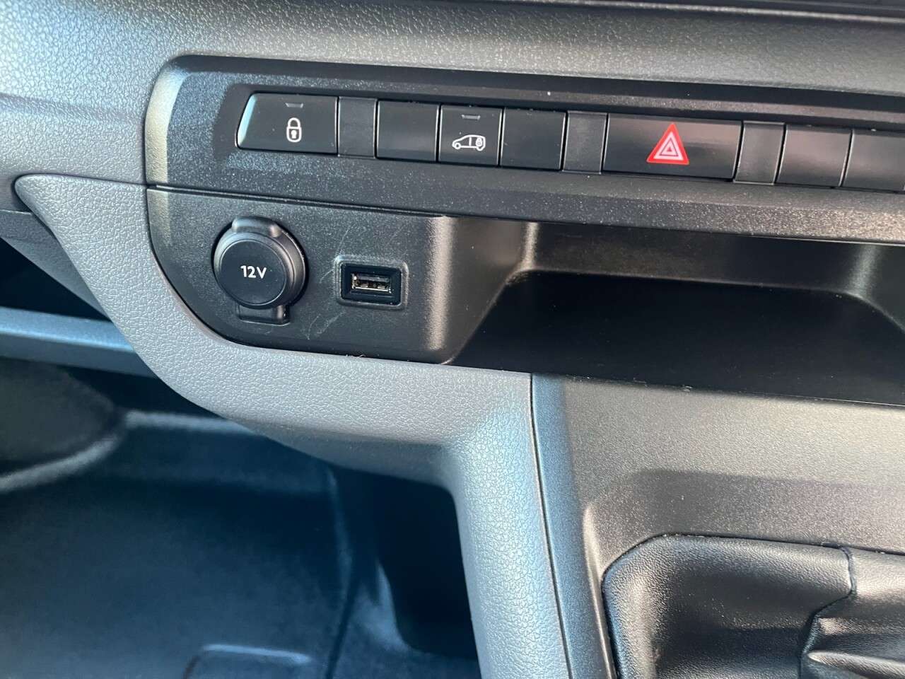 2021 VAUXHALL VIVARO 2021 VAUXHALL VIVARO