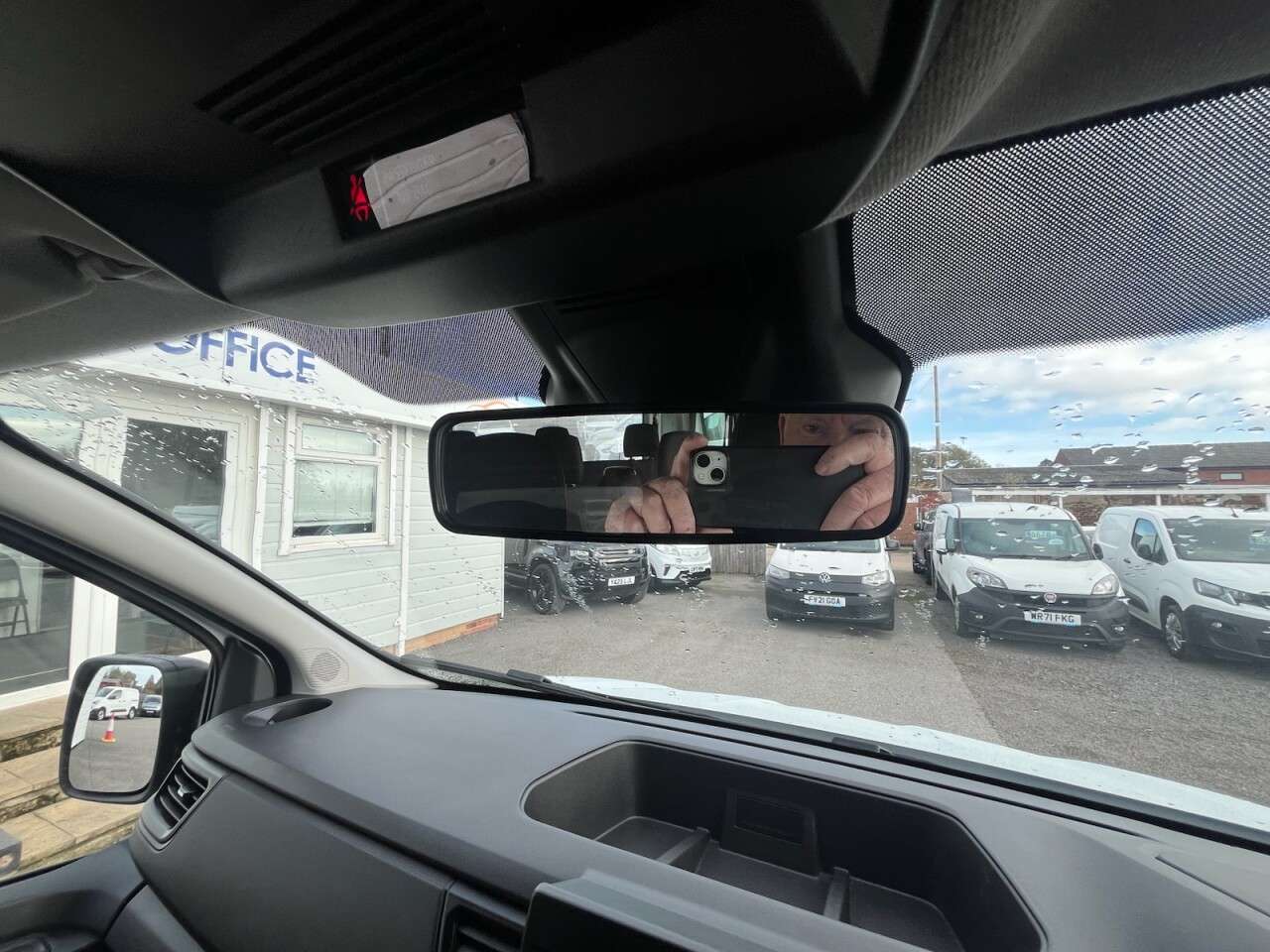 2022 RENAULT TRAFIC 2022 RENAULT TRAFIC