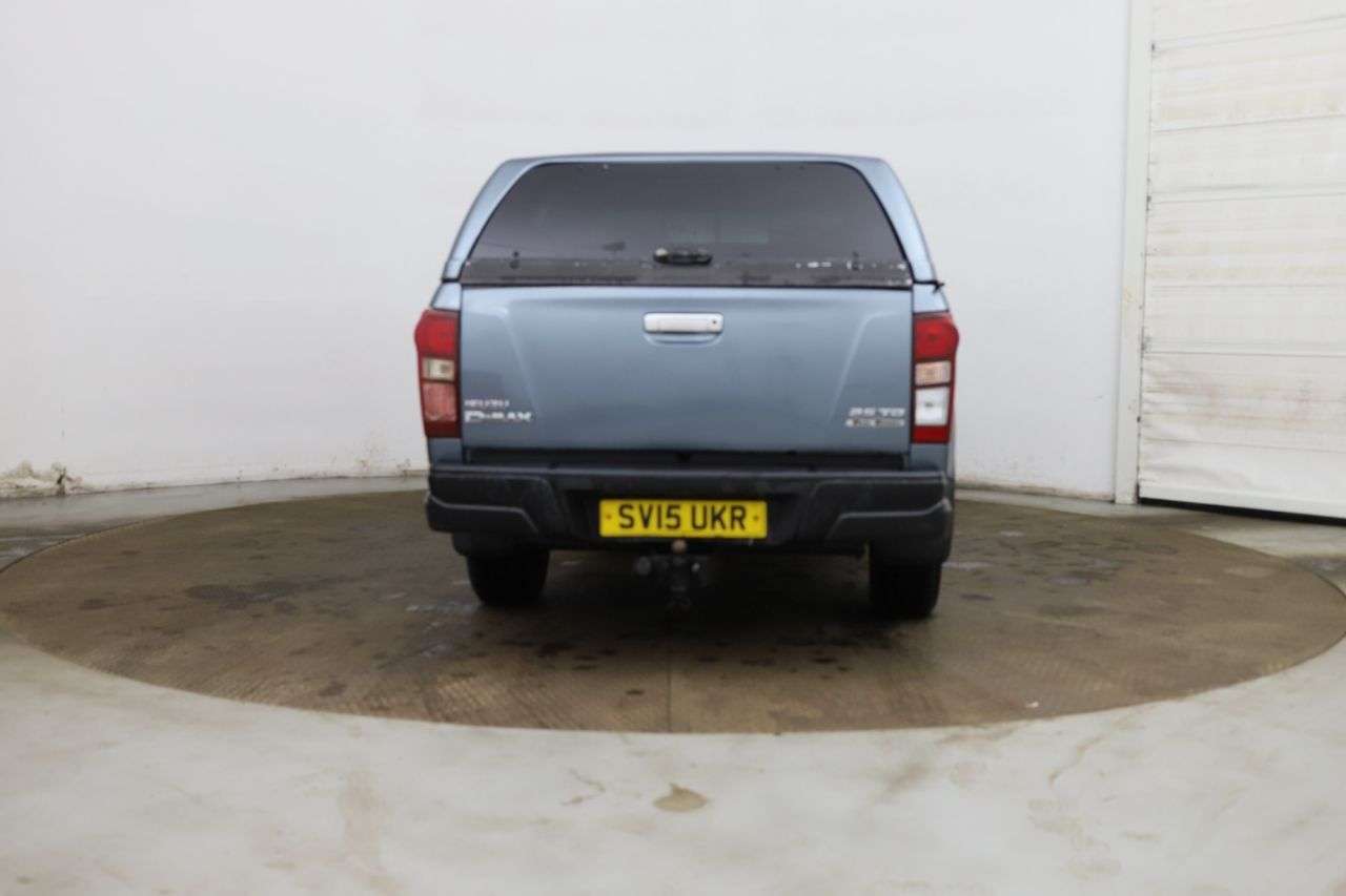 2015 ISUZU D-MAX 2015 ISUZU D-MAX