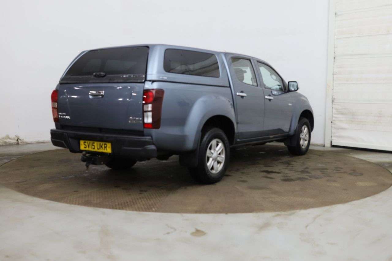 2015 ISUZU D-MAX 2015 ISUZU D-MAX