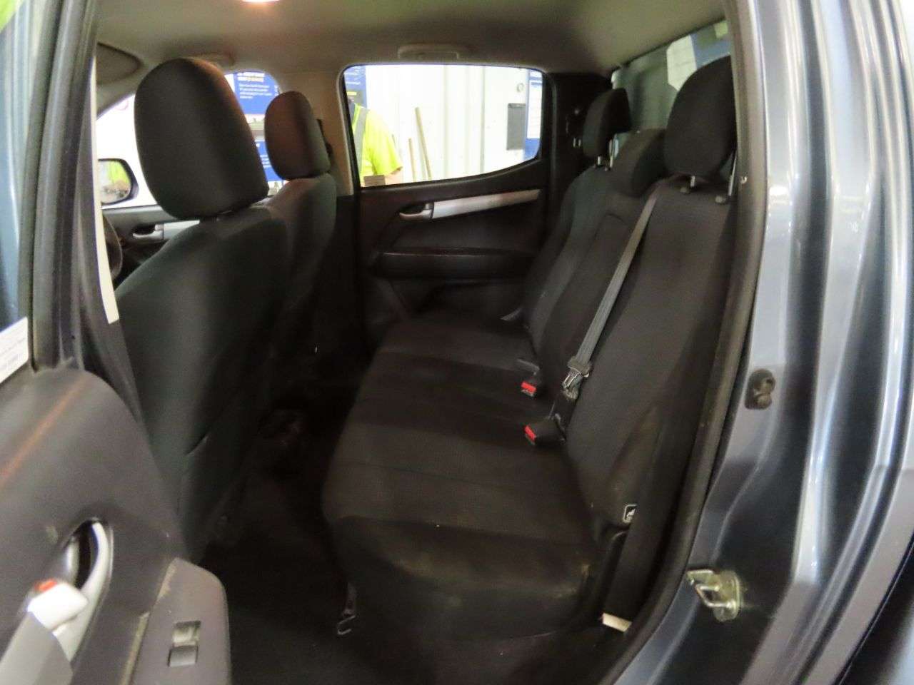 2015 ISUZU D-MAX 2015 ISUZU D-MAX