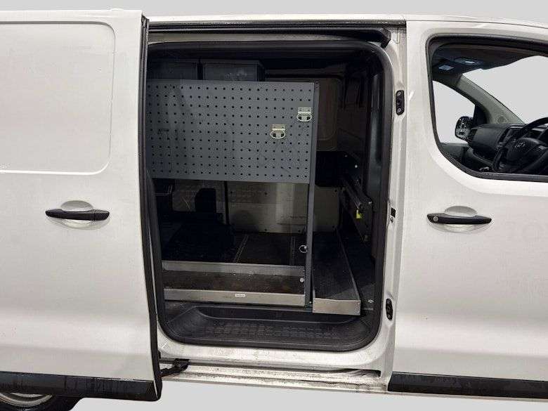 2020 TOYOTA PROACE 2020 TOYOTA PROACE