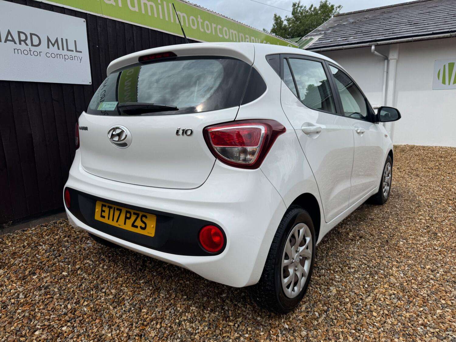 2017 HYUNDAI I10 2017 HYUNDAI I10
