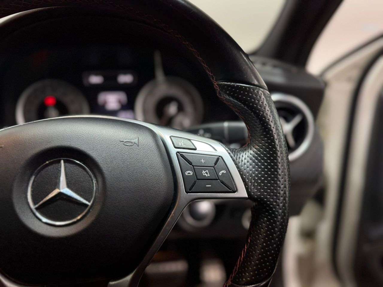 2015 MERCEDES-BENZ A-CLASS 2015 MERCEDES-BENZ A-CLASS