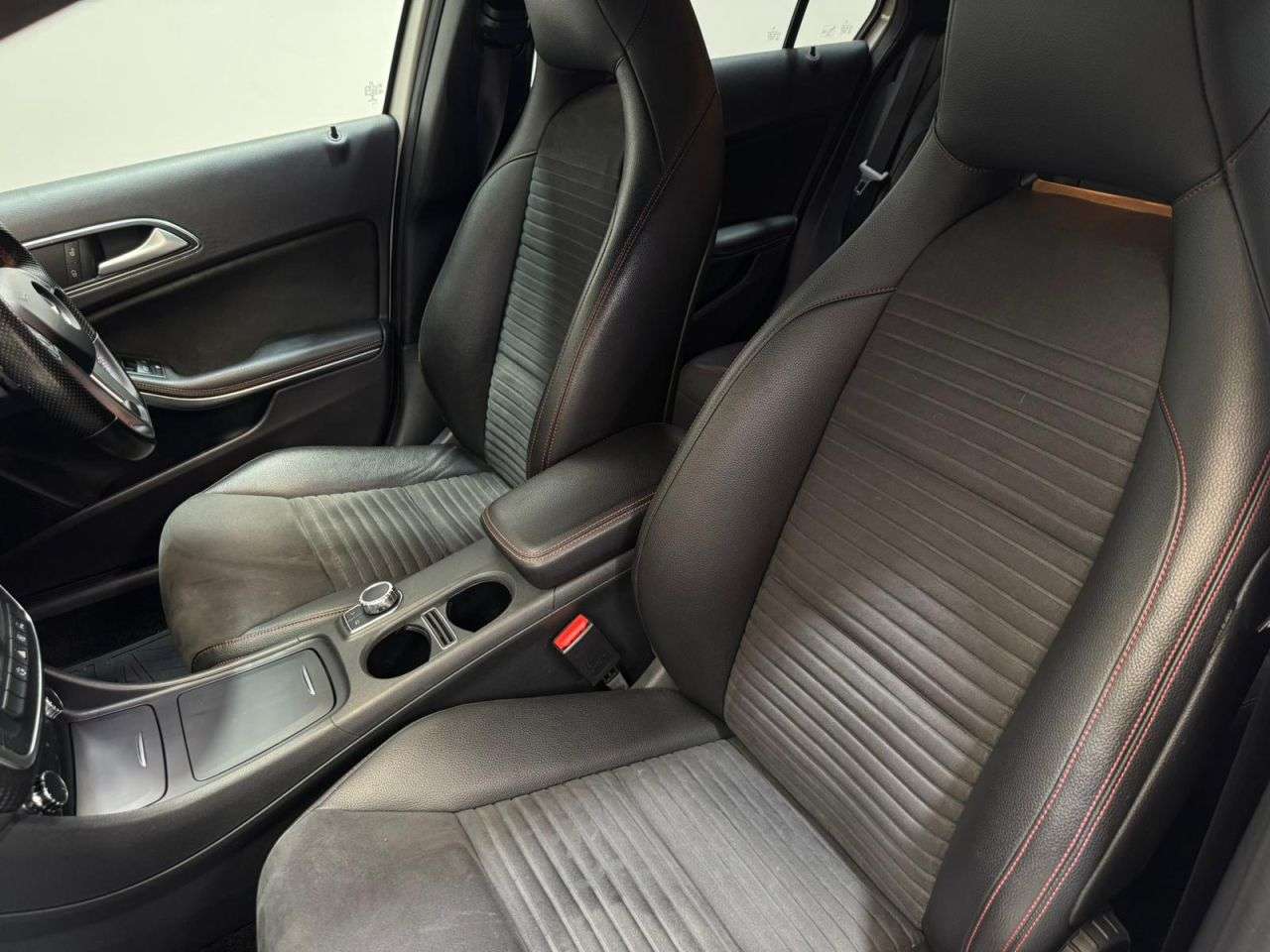 2015 MERCEDES-BENZ A-CLASS 2015 MERCEDES-BENZ A-CLASS