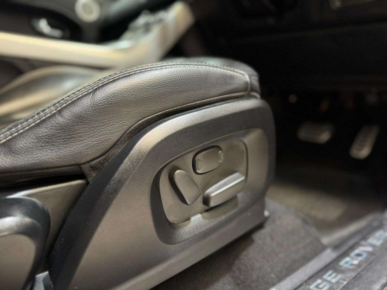 2014 LAND ROVER RANGE ROVER EVOQUE 2014 LAND ROVER RANGE ROVER EVOQUE