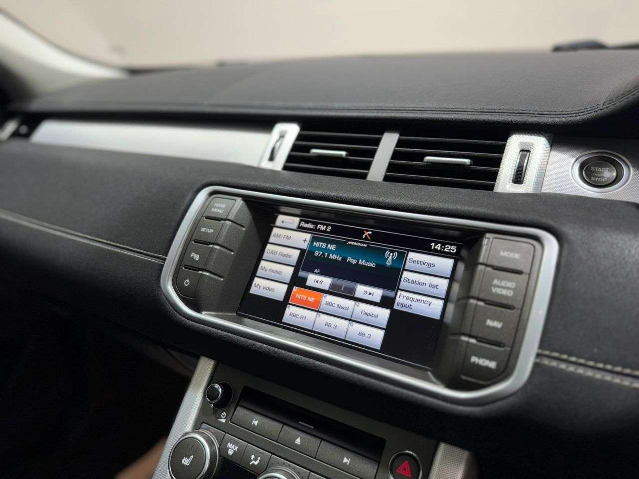 2014 LAND ROVER RANGE ROVER EVOQUE 2014 LAND ROVER RANGE ROVER EVOQUE