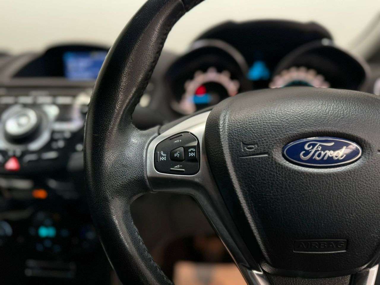 2015 FORD FIESTA 2015 FORD FIESTA