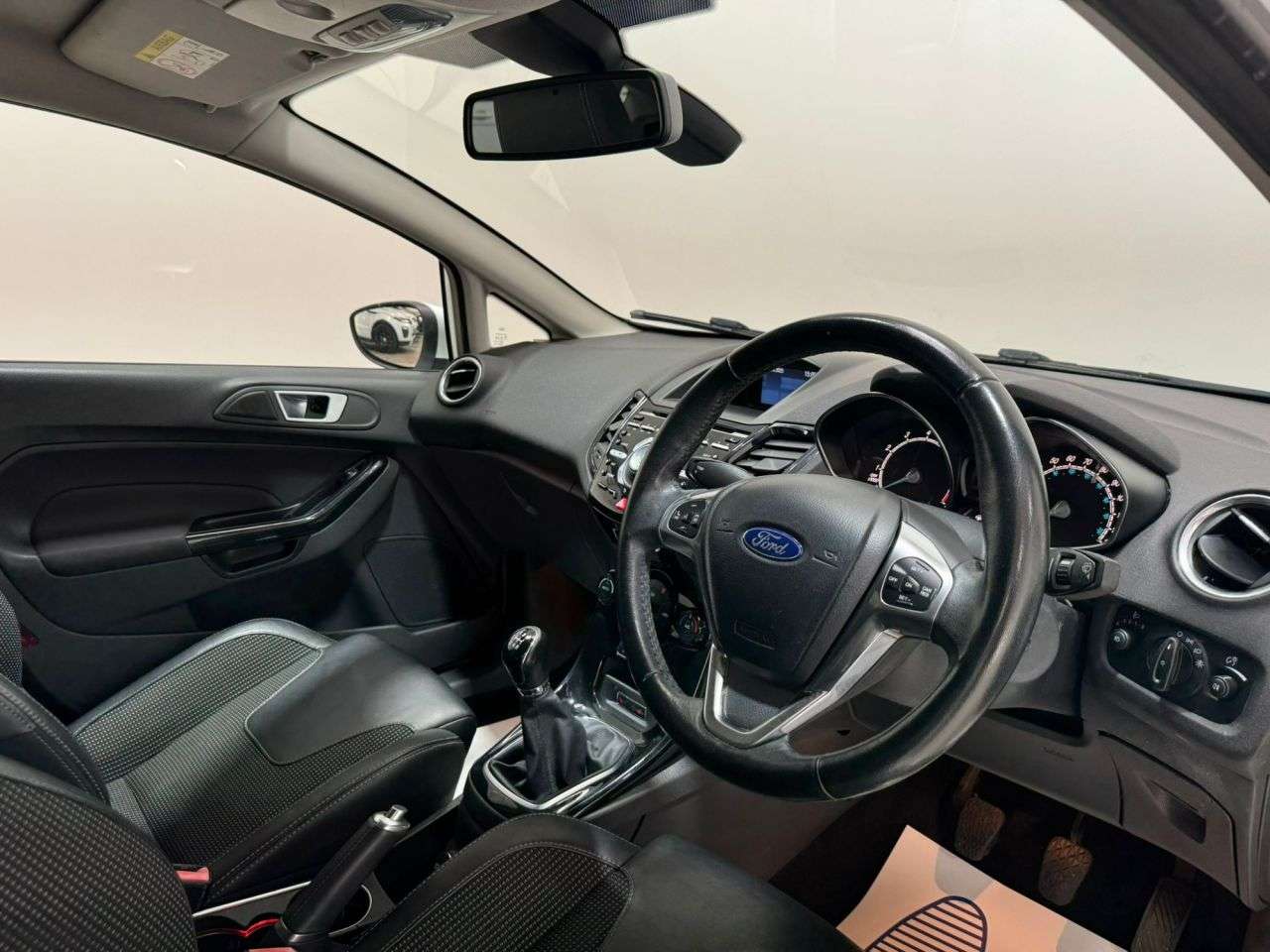 2015 FORD FIESTA 2015 FORD FIESTA