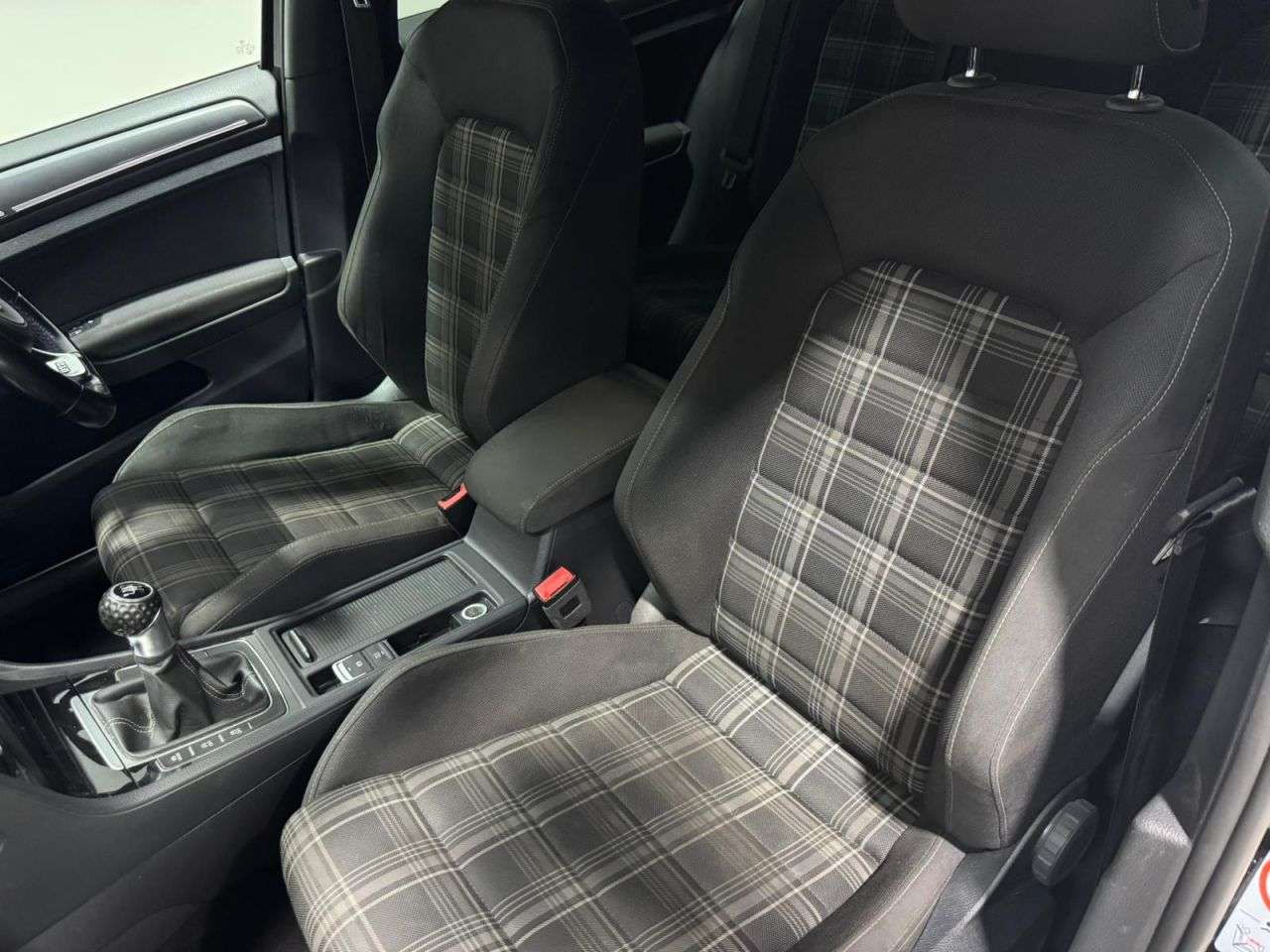 2017 VOLKSWAGEN GOLF 2017 VOLKSWAGEN GOLF