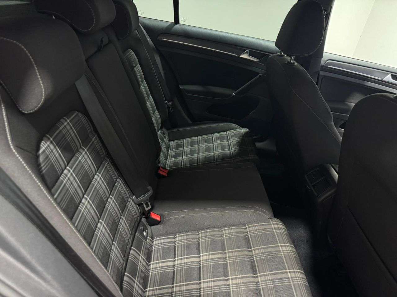 2017 VOLKSWAGEN GOLF 2017 VOLKSWAGEN GOLF