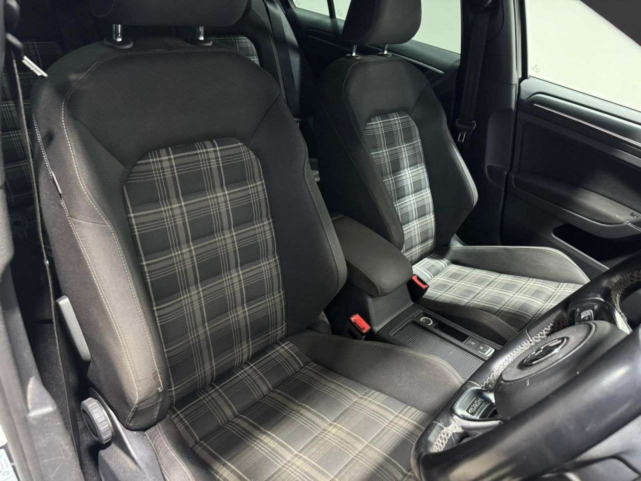 2017 VOLKSWAGEN GOLF 2017 VOLKSWAGEN GOLF