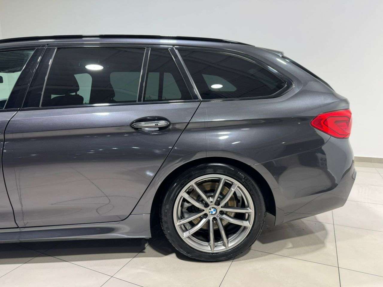 2018 BMW 5 SERIES 2018 BMW 5 SERIES