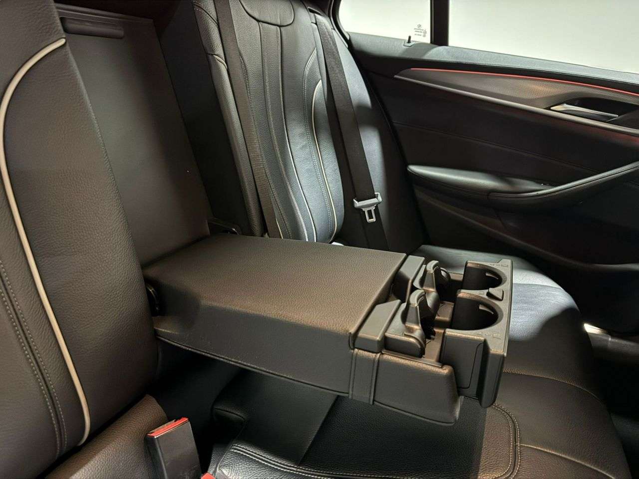 2018 BMW 5 SERIES 2018 BMW 5 SERIES