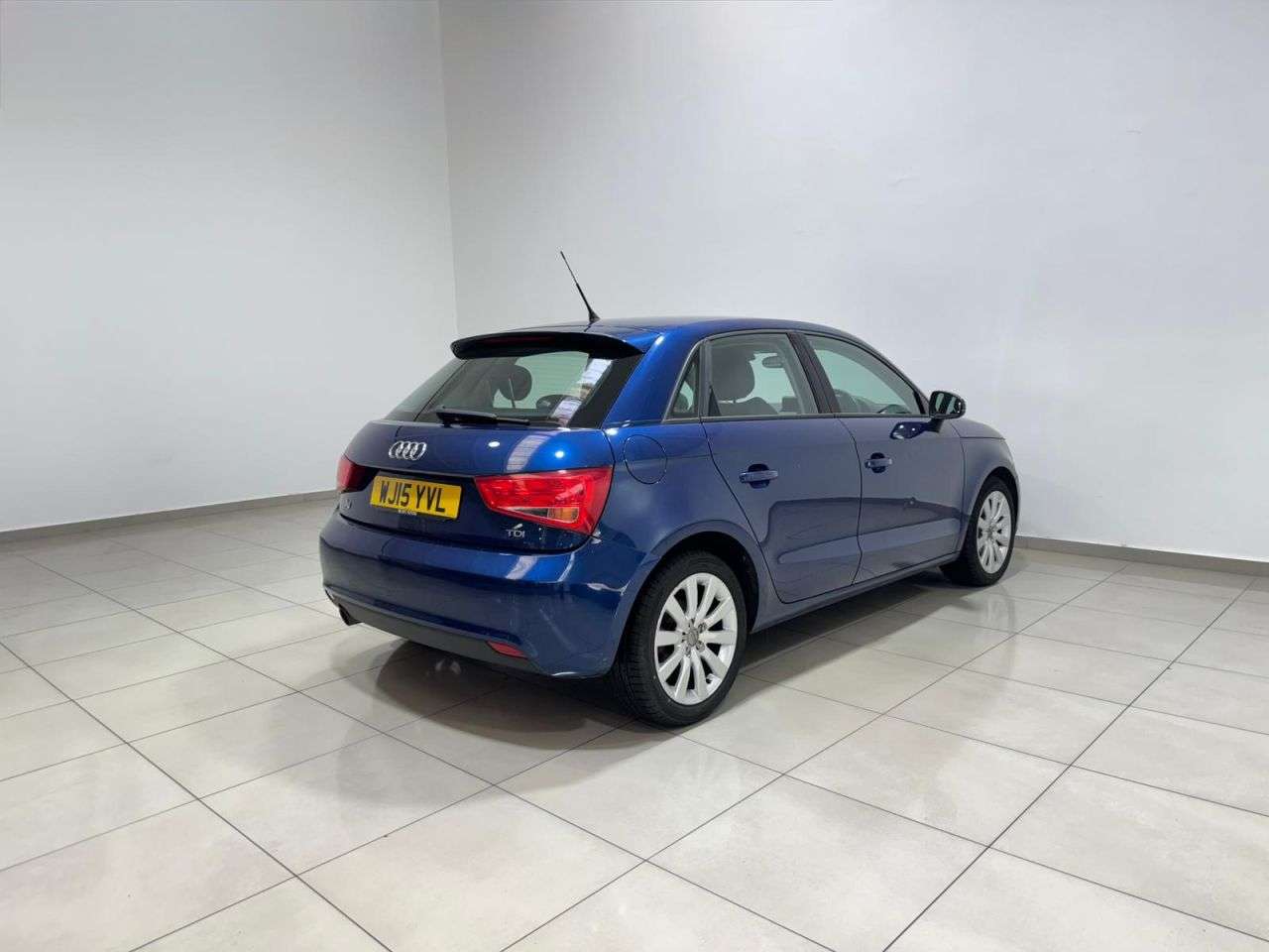2015 AUDI A1 2015 AUDI A1
