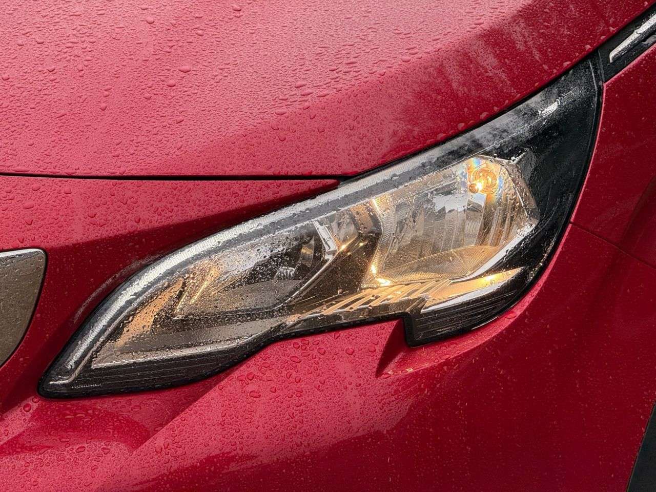 2018 PEUGEOT 3008 2018 PEUGEOT 3008