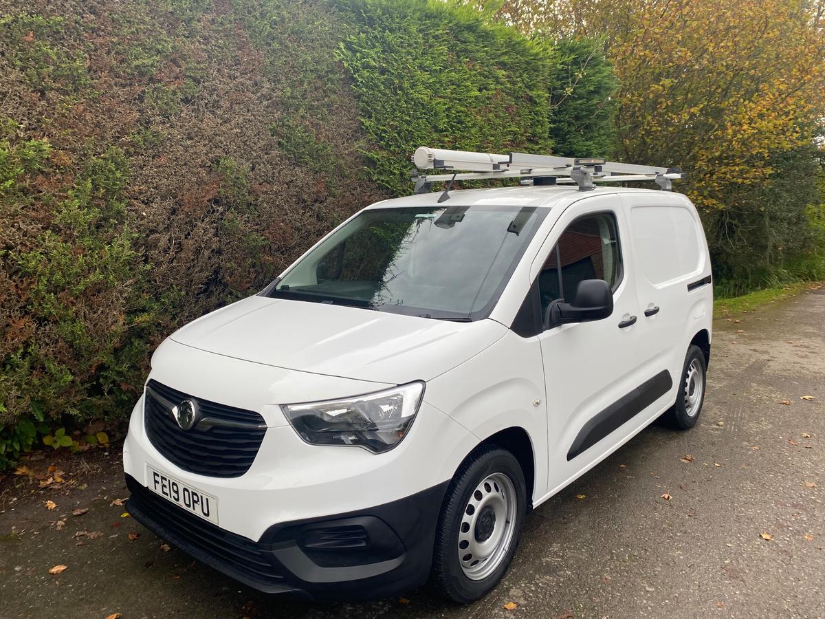 Check out this Vauxhall Combo 2019 Diesel Manual