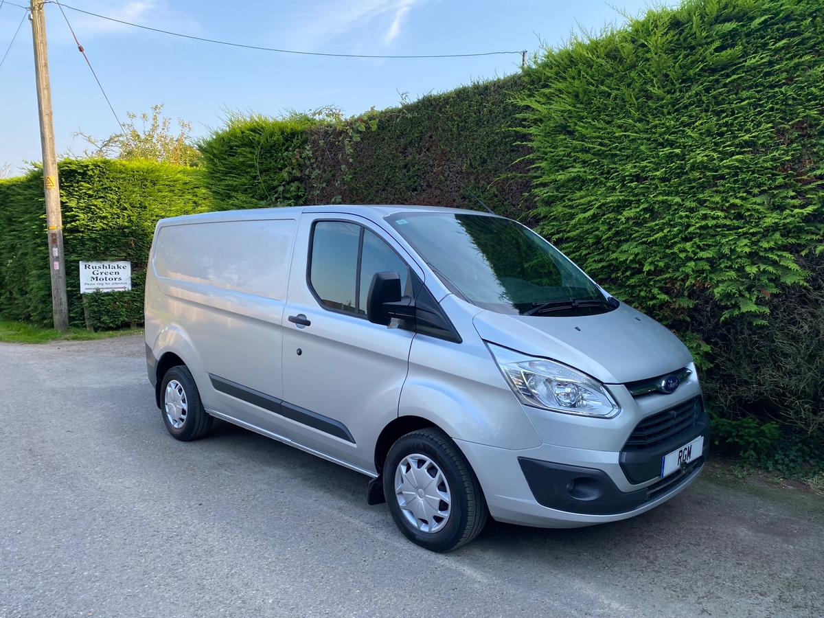 Check out this Ford Transit Custom 2017 Diesel Manual