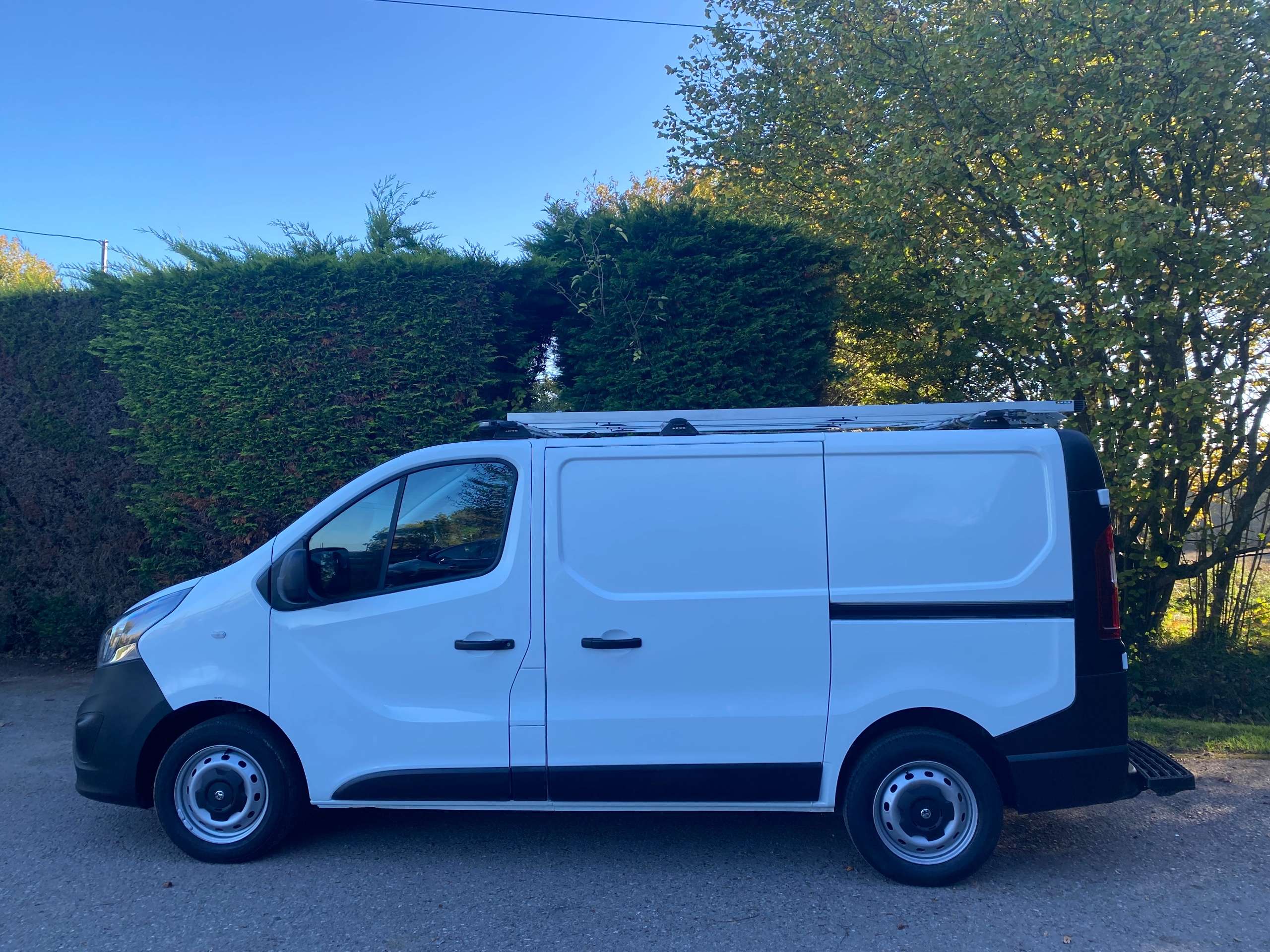 2018 VAUXHALL VIVARO 2018 VAUXHALL VIVARO