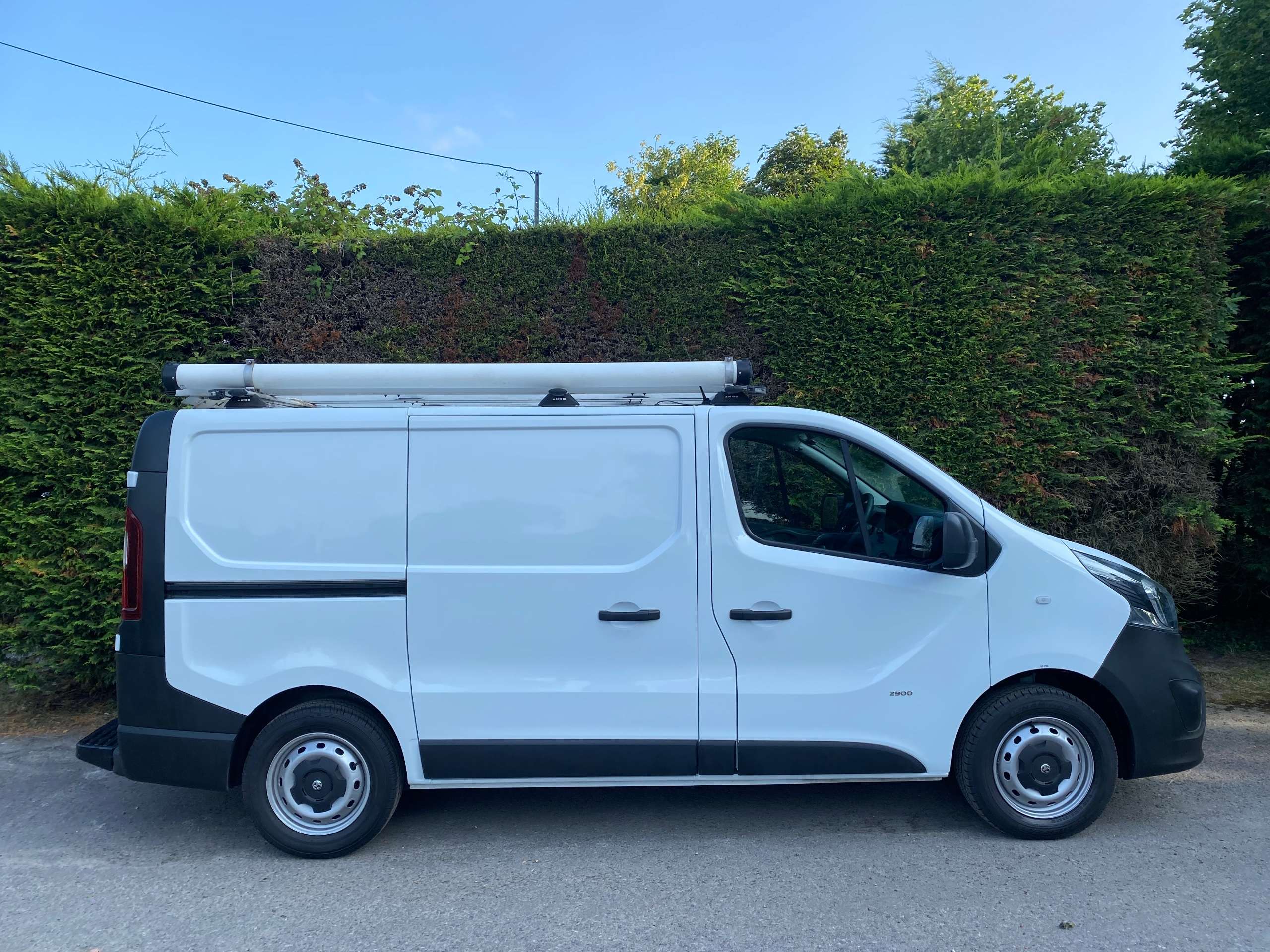 2017 VAUXHALL VIVARO 2017 VAUXHALL VIVARO