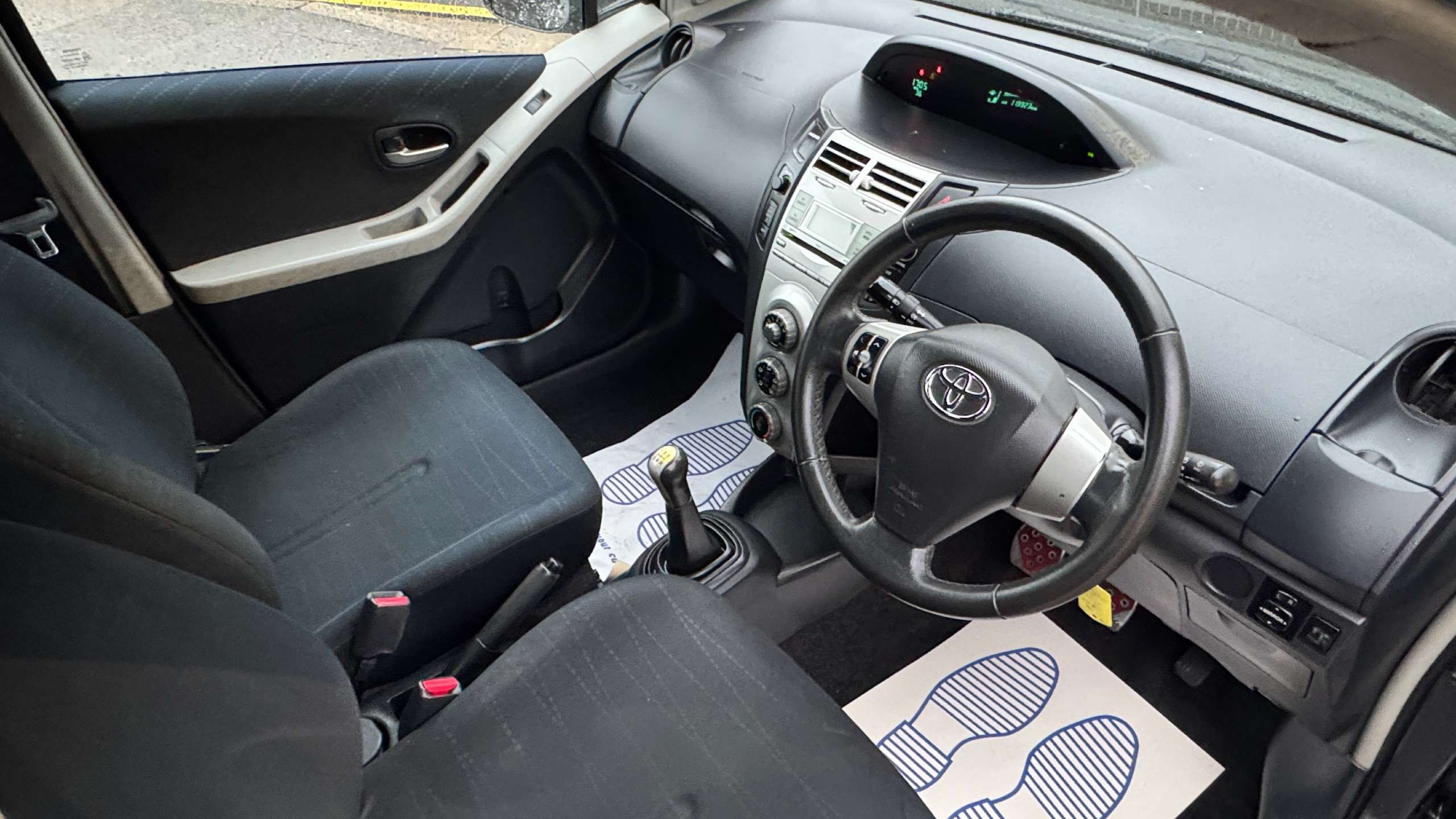 2008 TOYOTA YARIS 2008 TOYOTA YARIS