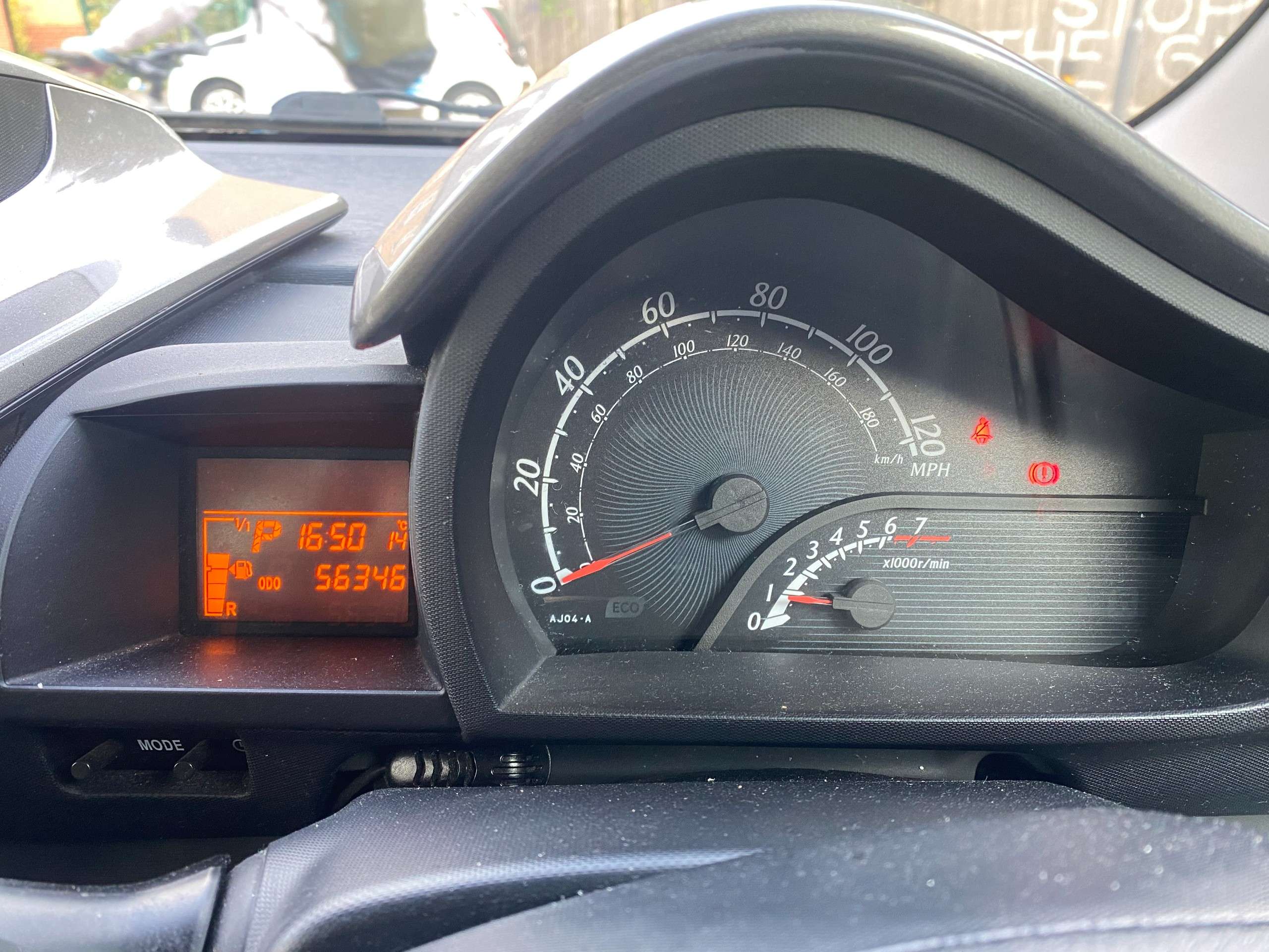 2012 TOYOTA IQ 2012 TOYOTA IQ