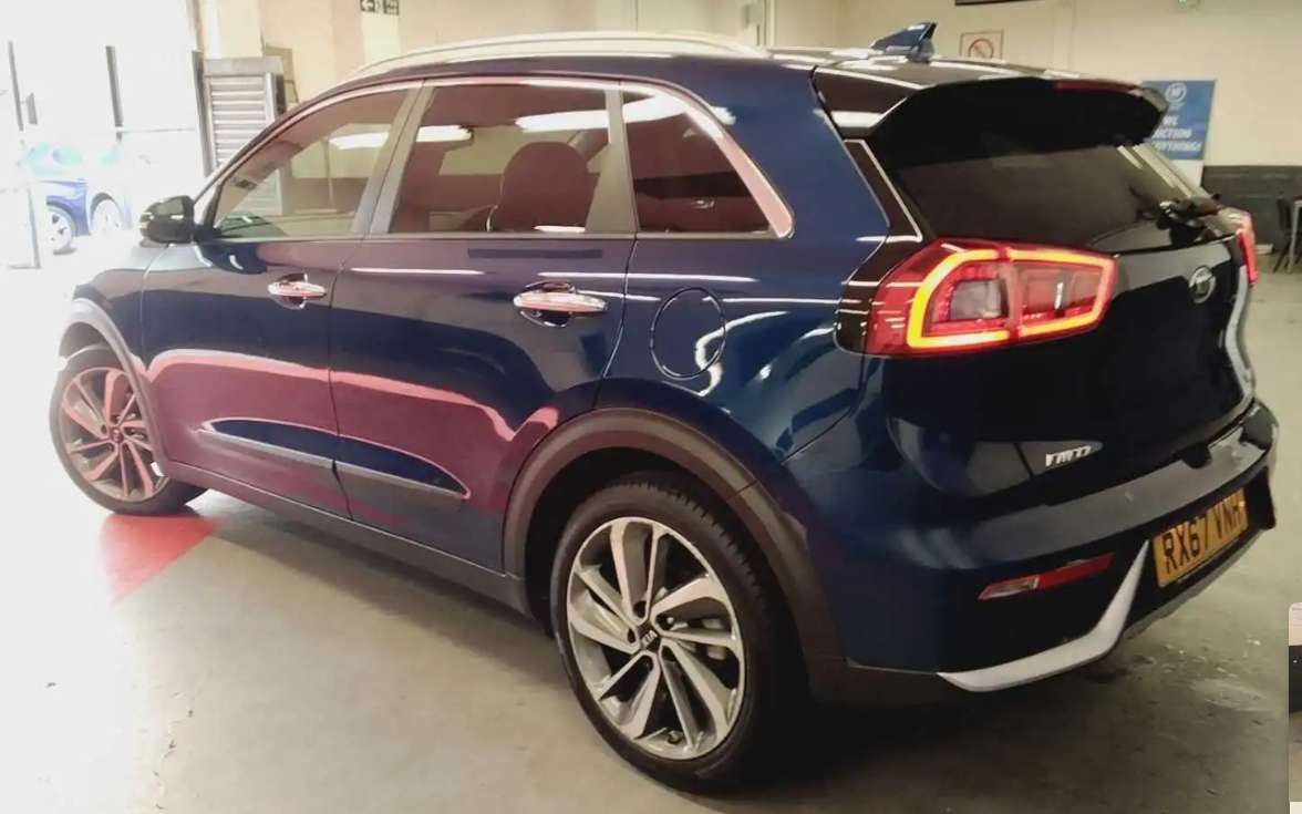 2017 KIA NIRO 2017 KIA NIRO