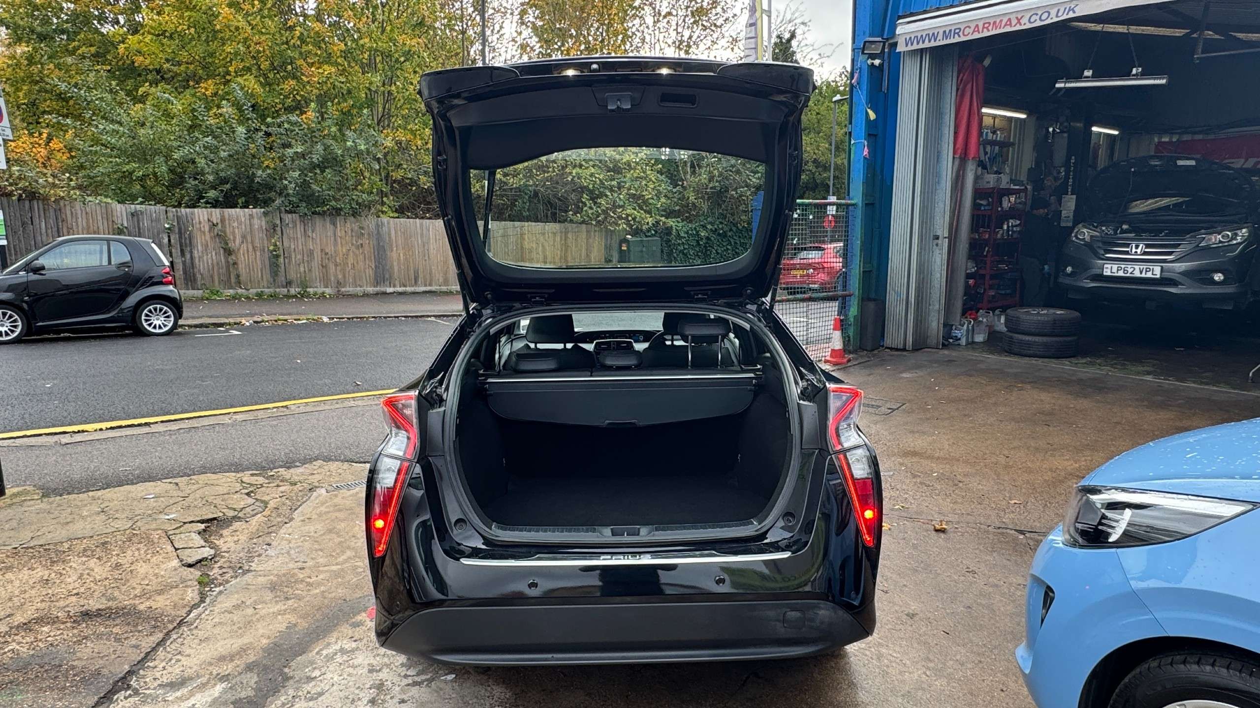 2016 TOYOTA PRIUS 2016 TOYOTA PRIUS