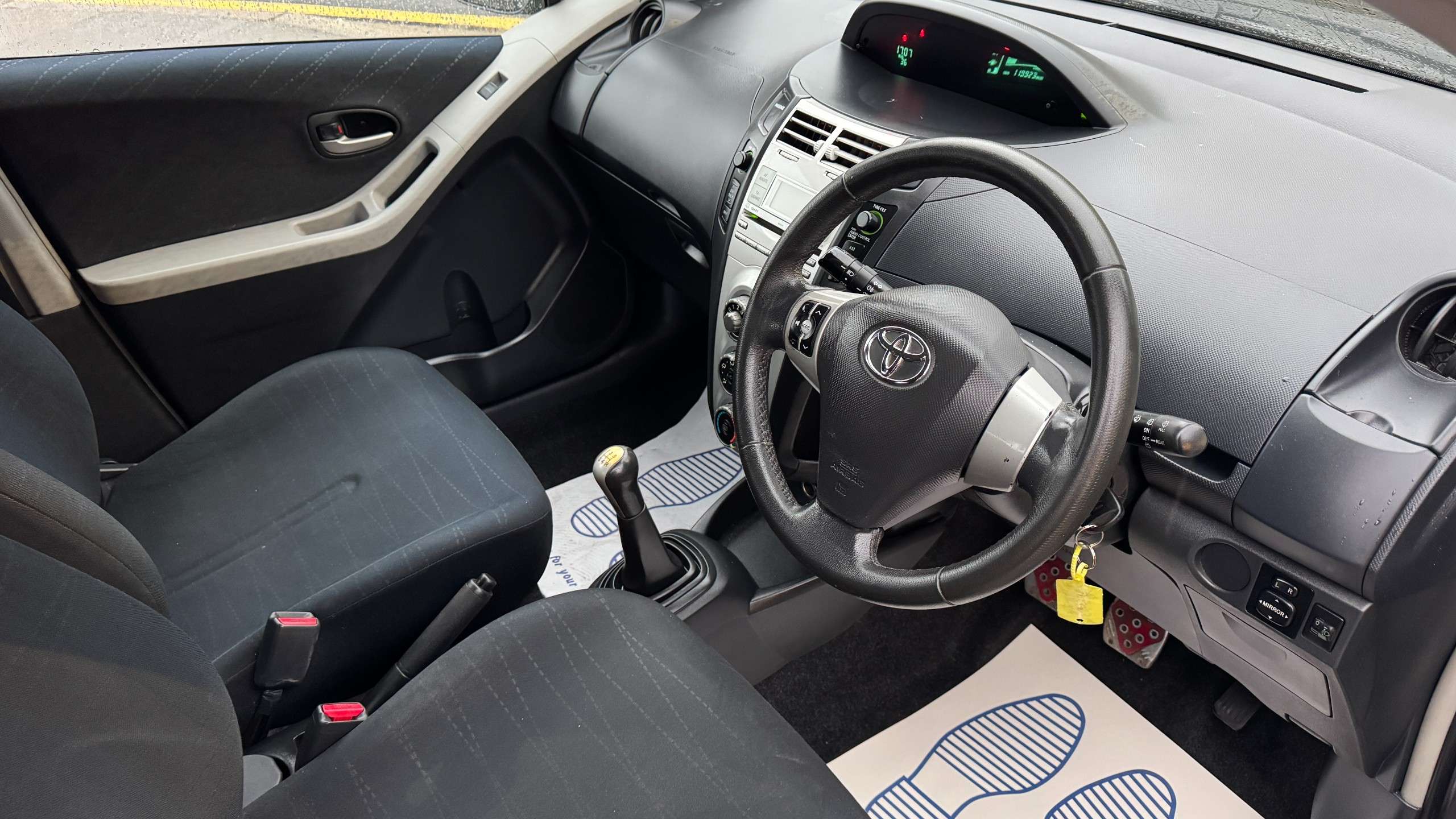 2008 TOYOTA YARIS 2008 TOYOTA YARIS