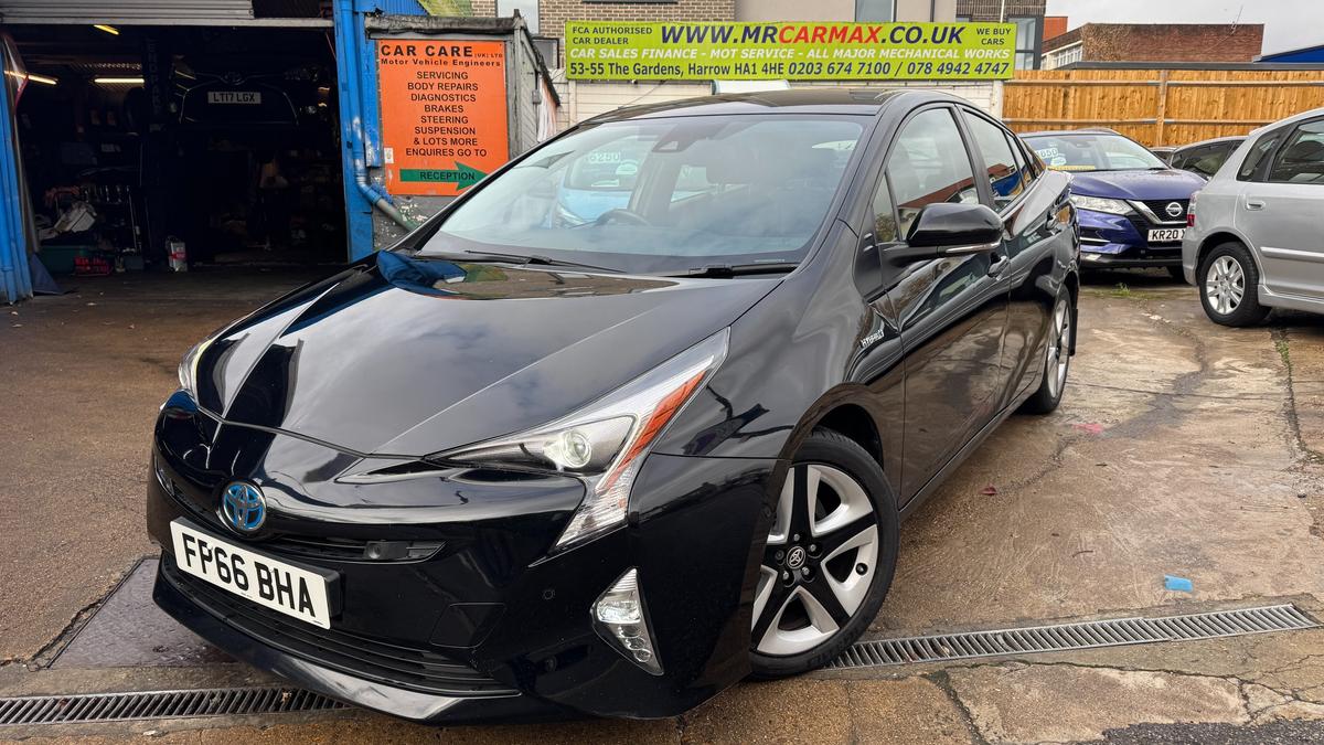 Check out this Toyota Prius 2016 Hybrid Electric Automatic