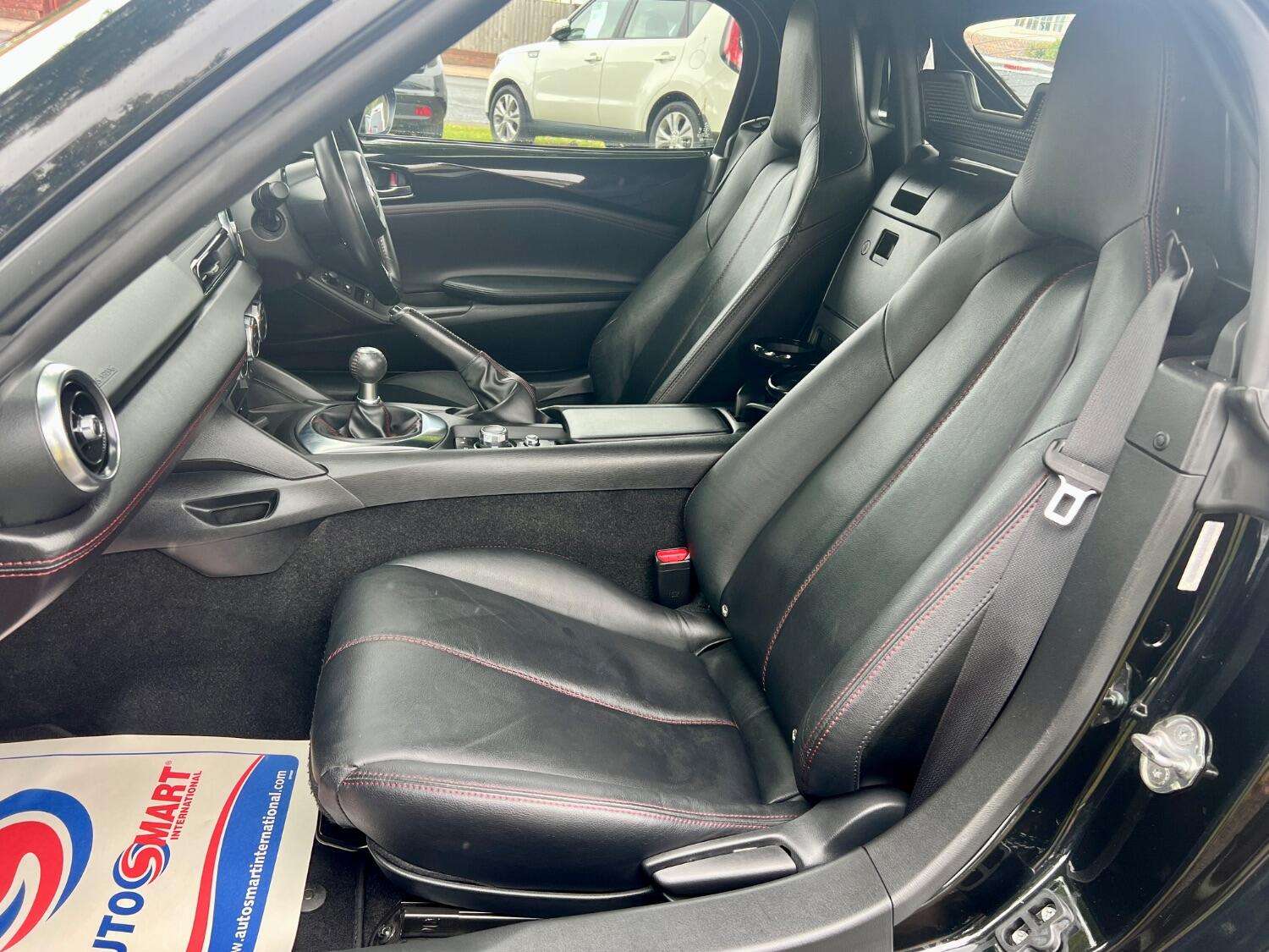 2015 MAZDA MX-5 2015 MAZDA MX-5